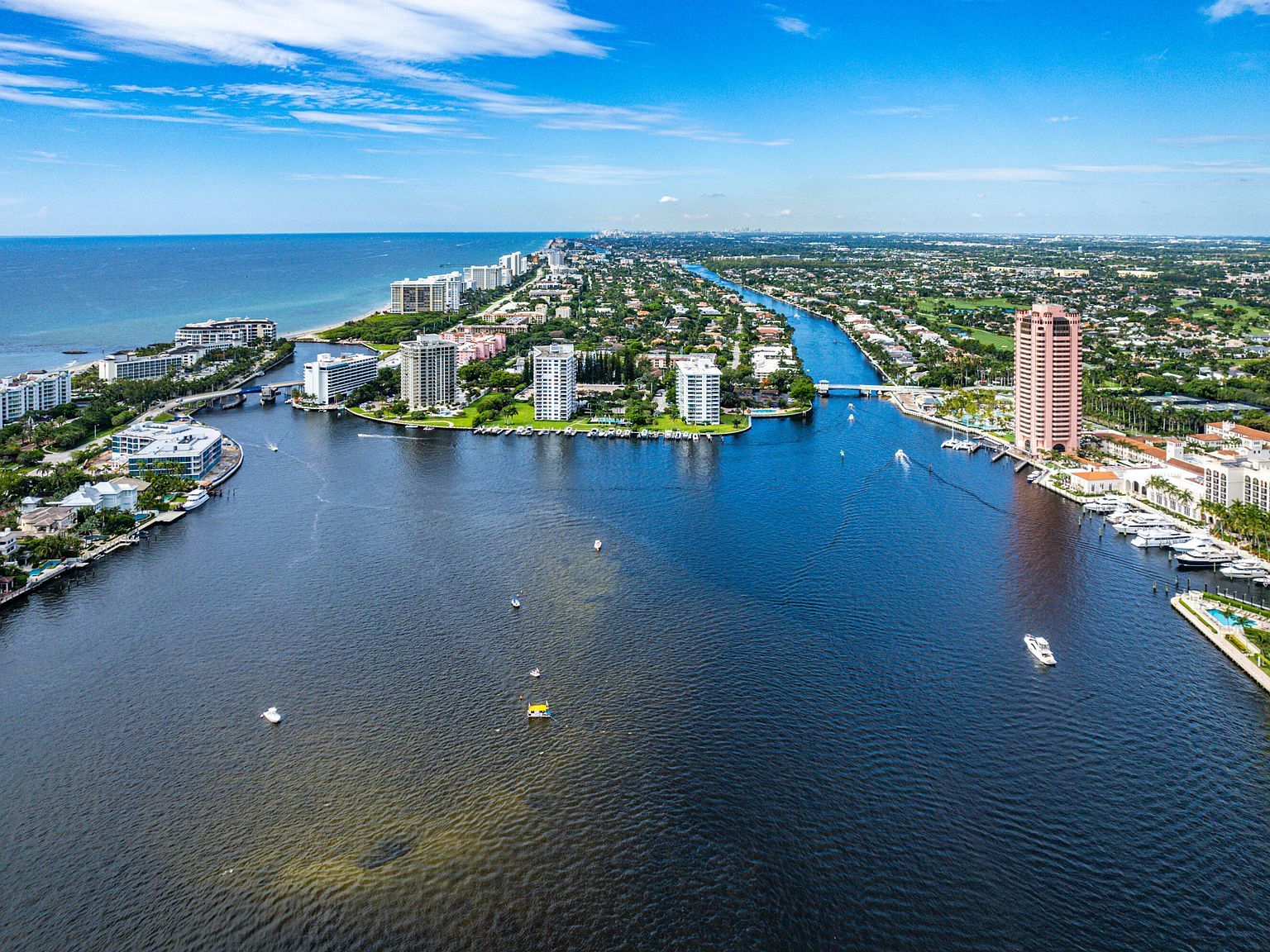 701 E Camino Real APT 2 Boca Raton, FL 33432 | Condominium