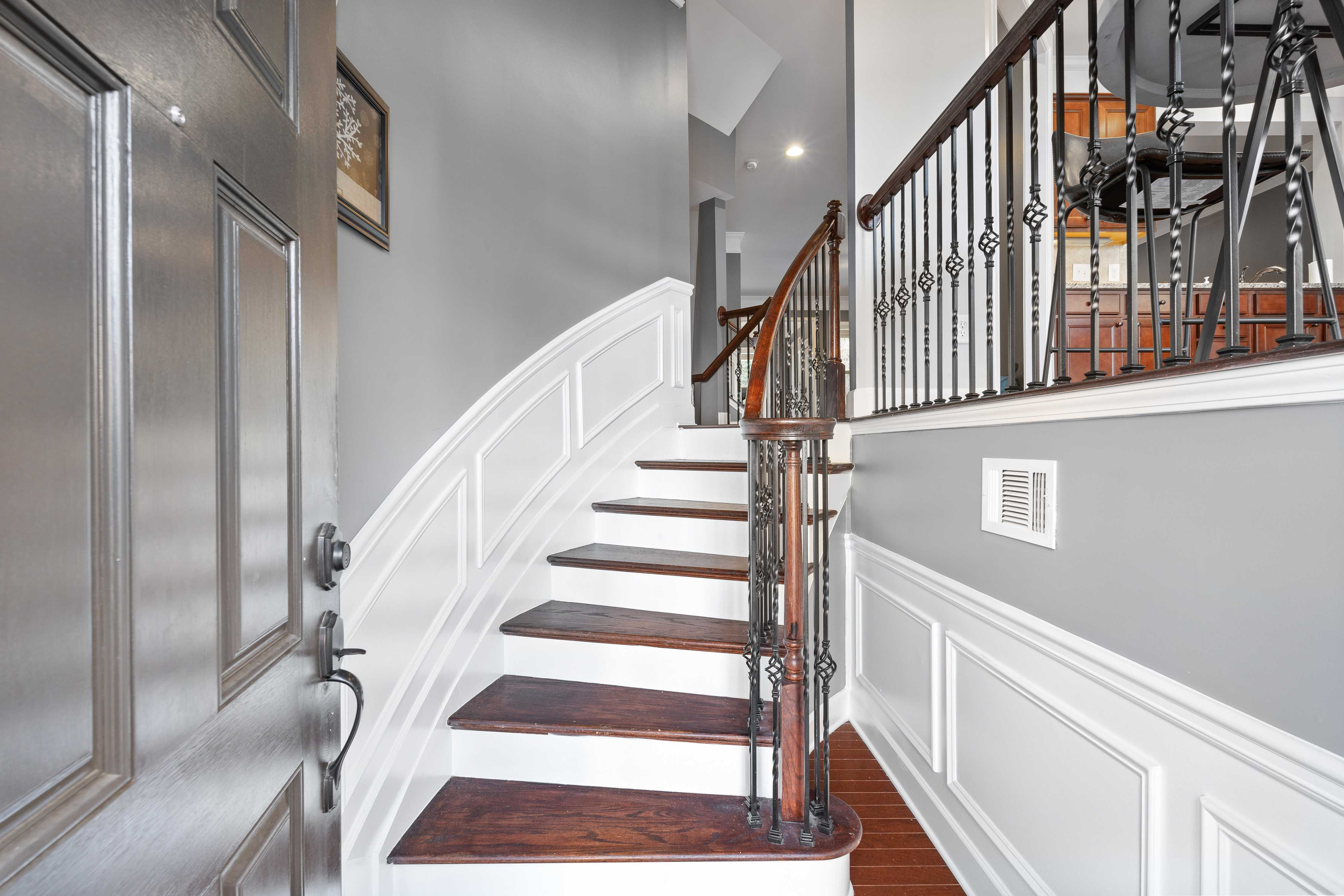 995 Sibley Lane Northeast, Atlanta, Georgia 30324, USA, GA  | Town Home