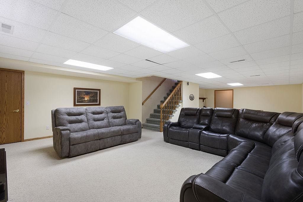 300 2nd Ave Shelby, NE 68662 | Single Family