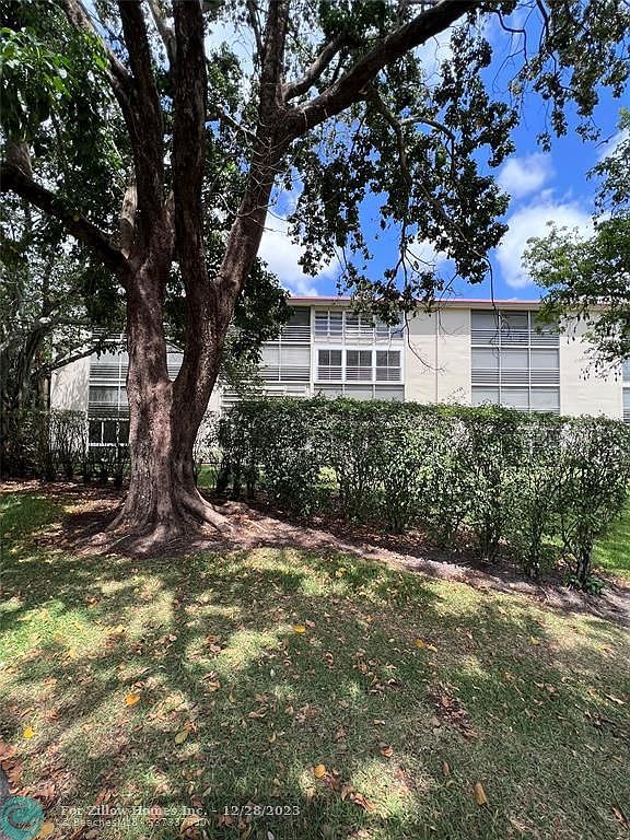 4401 Martinique Ct APT G2 Pompano Beach, FL 33066  | Condominium