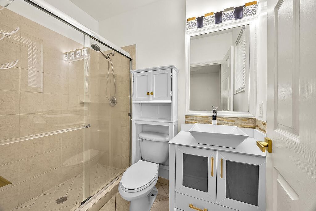 2928 SE 2nd St UNIT 5 Homestead, FL 33033  | Multi Family