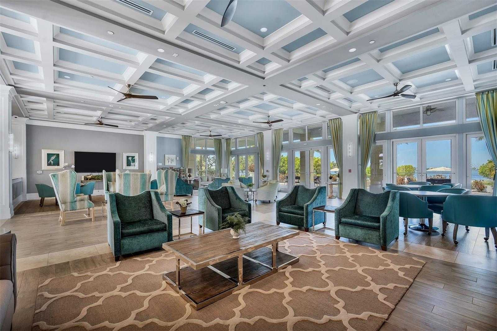 396 Aruba Circle, Bradenton, FL, USA #302, 34209 - Thumbnail 2