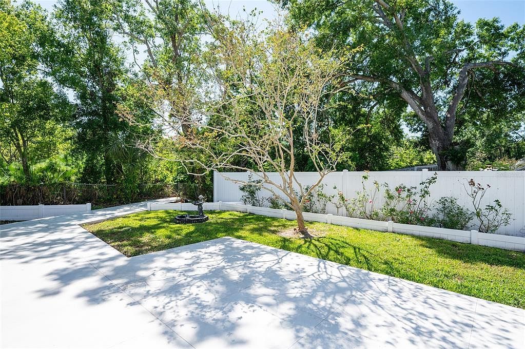 3302 W Caracas St Tampa, FL 33614 | Single Family