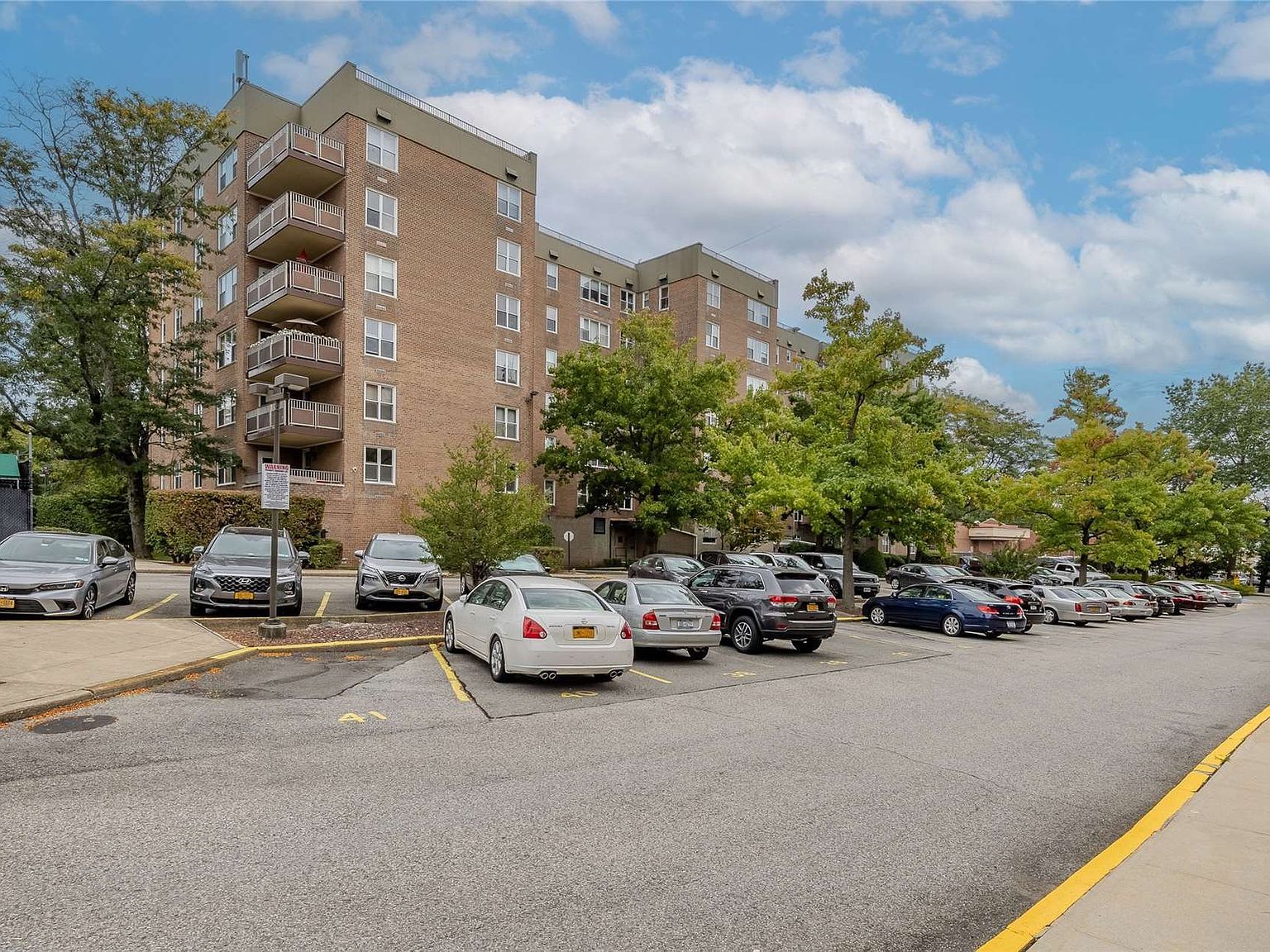 23-20 Bell Blvd UNIT 5F Bayside, NY 11360 | Condominium