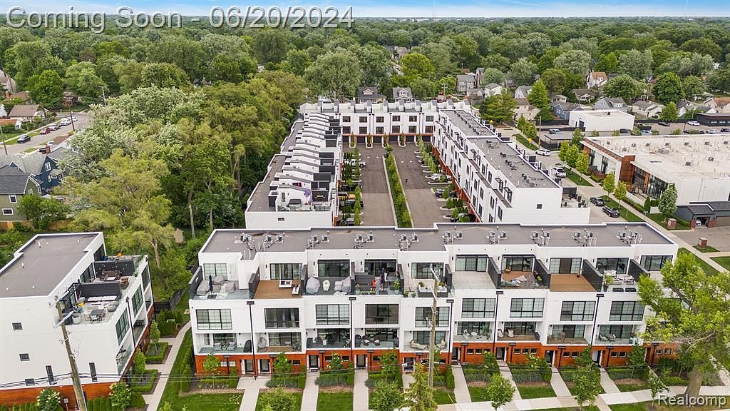 533 E Harrison Ave UNIT 9 Royal Oak, MI 48067 | New build