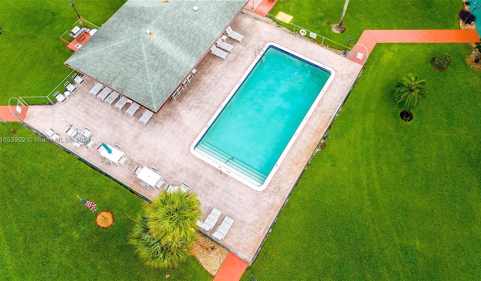 5300 Washington St APT J116 Hollywood, FL 33021  | Condominium