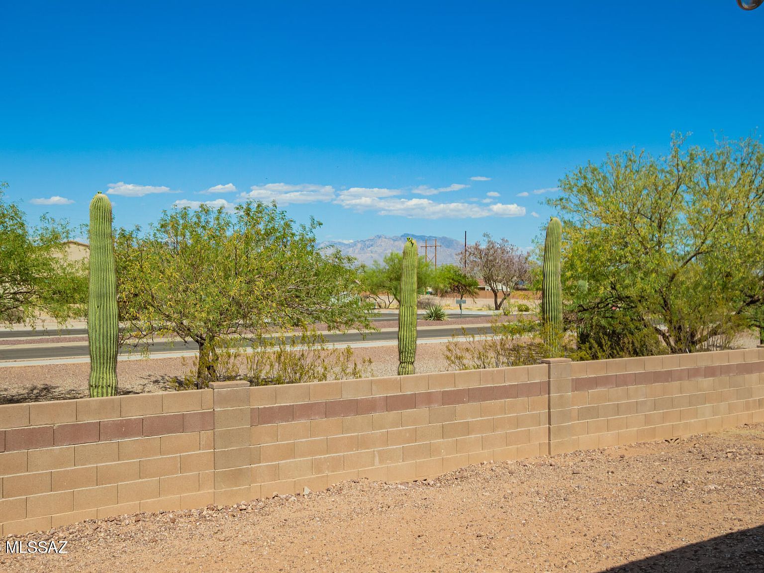 9068 N Valgrind Ln Tucson, AZ 85743  | New build