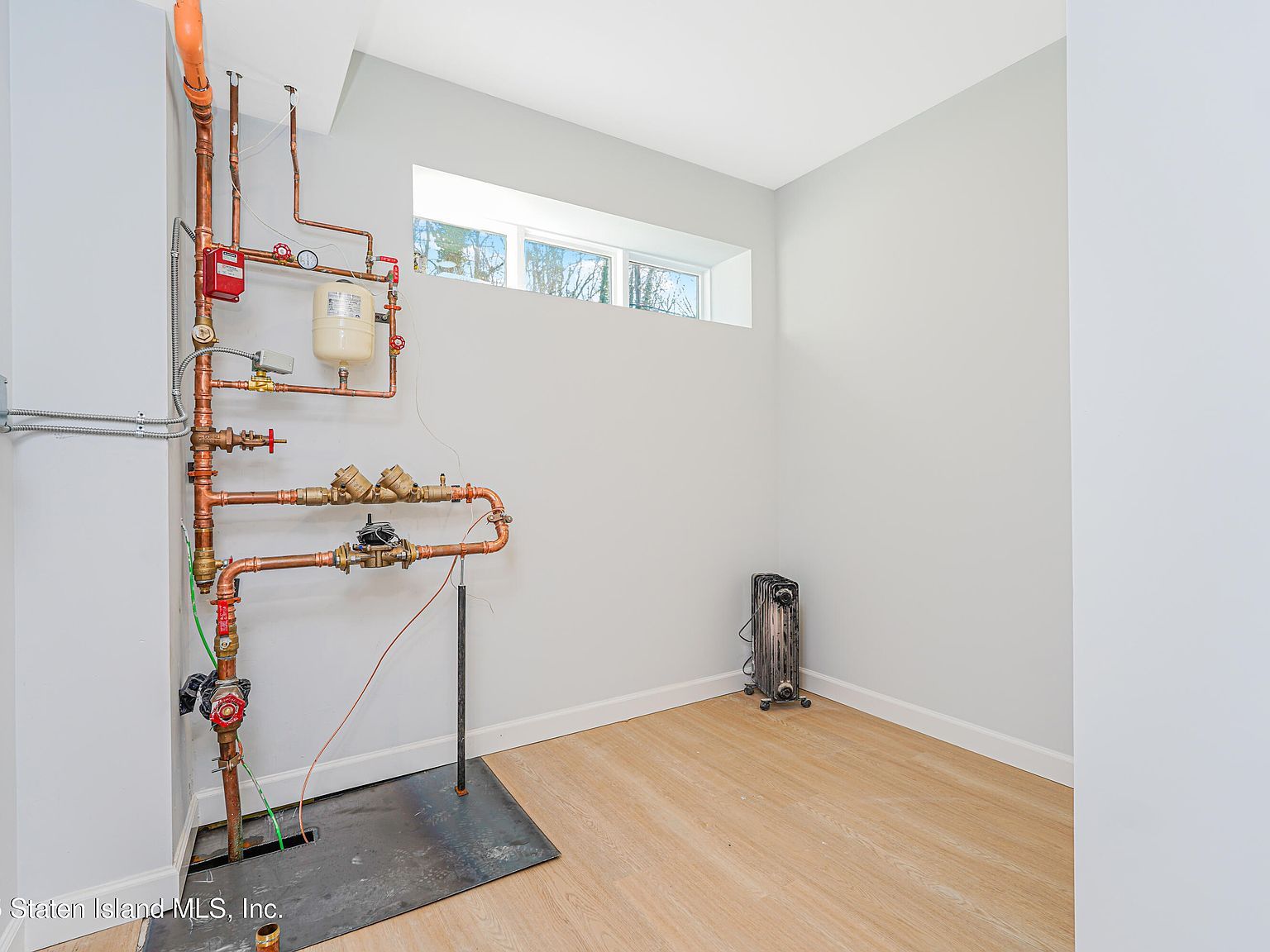 50 Poillon Ave Staten Island, NY 10312  | Single Family