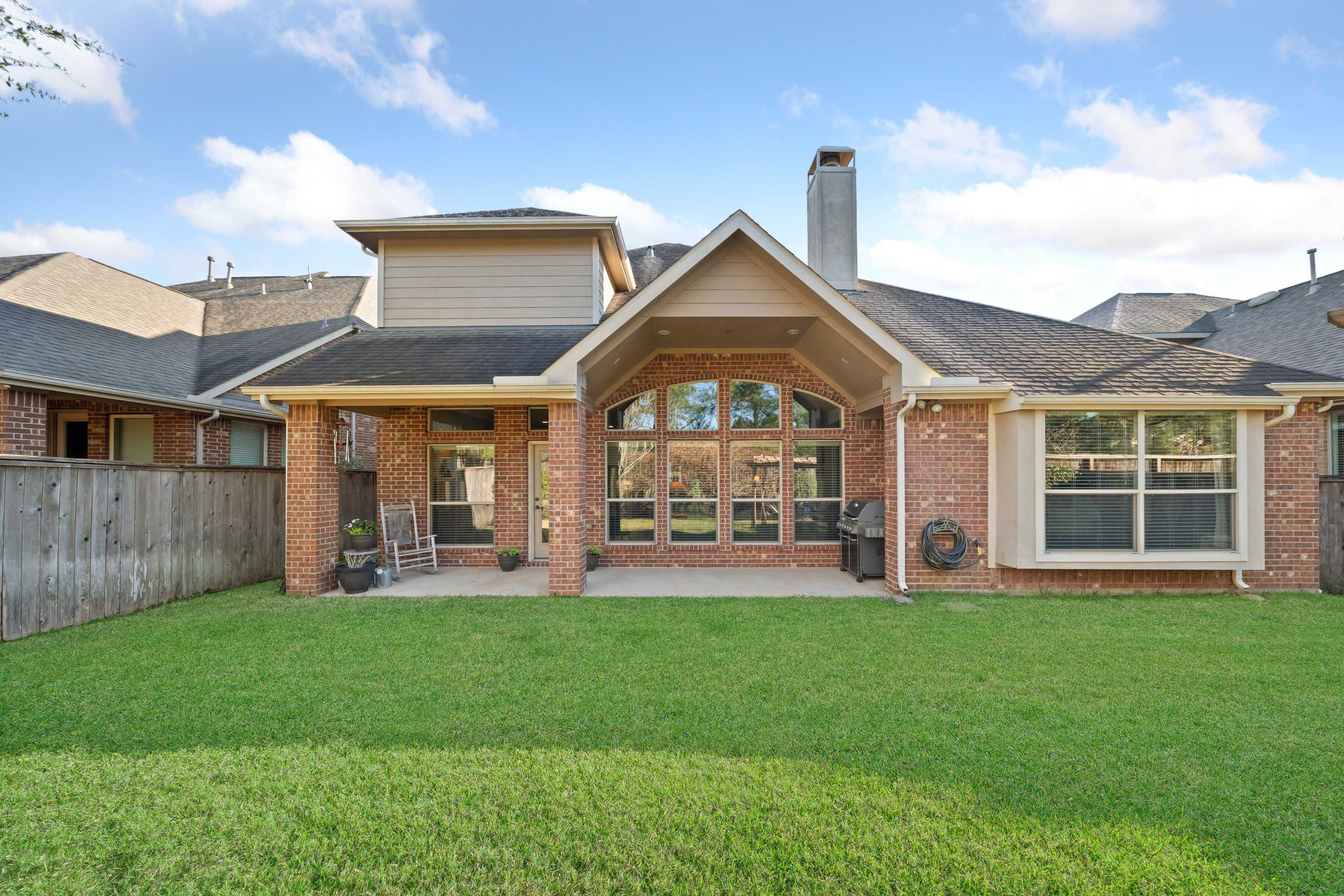 207 N Vershire Cir, Magnolia, TX, USA, 77354  | Single Family