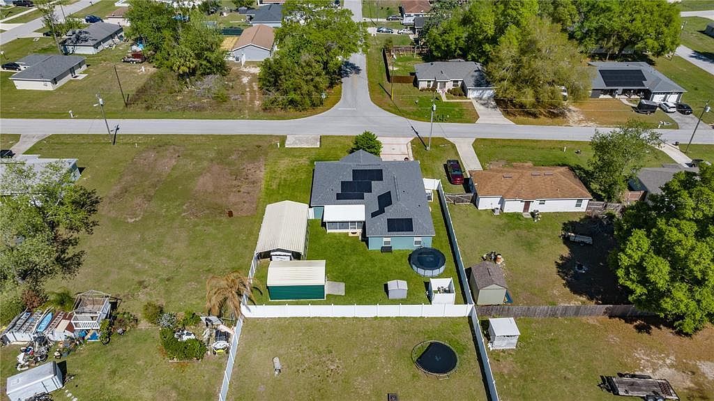 42 Larch Run Ocala, FL 34480  | Single Family