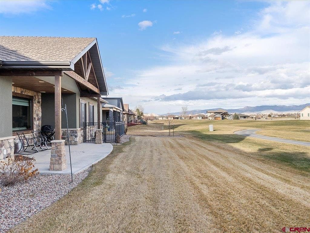 2517 Bear Lake Dr Montrose, CO 81401  | Single Family