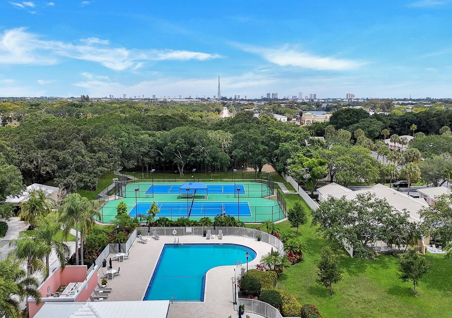 4220 Royal Oak Dr Palm Beach Gardens, FL 33410  | Single Family