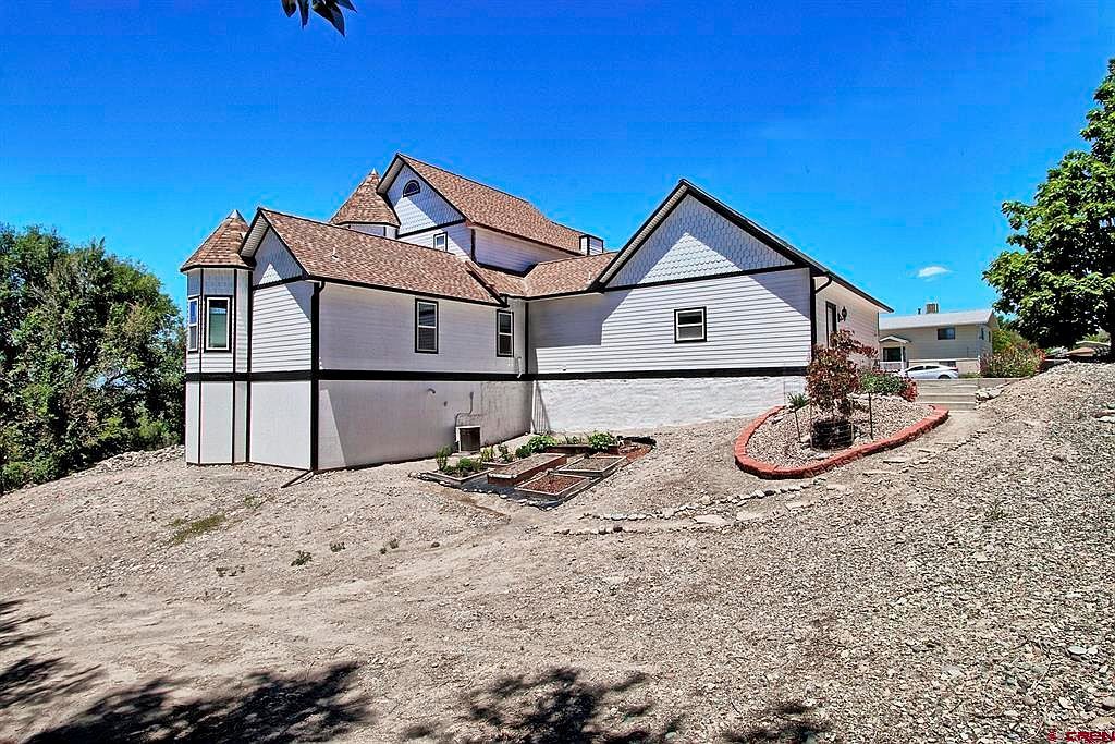 730 Lincoln Pl Delta, CO 81416 | Single Family