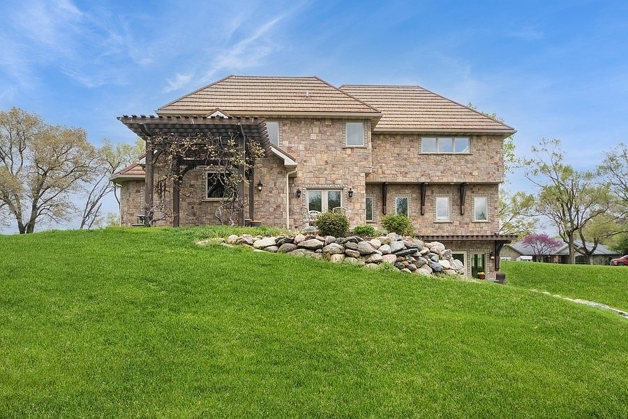 31262 Napa Valley Dr Waukee, IA 50263 | Single Family