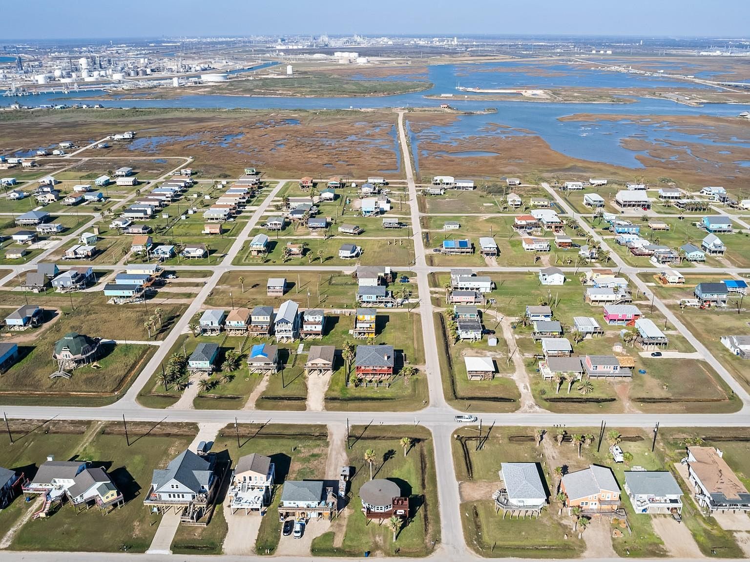 702 Seashell Dr Freeport, TX 77541  | Single Family