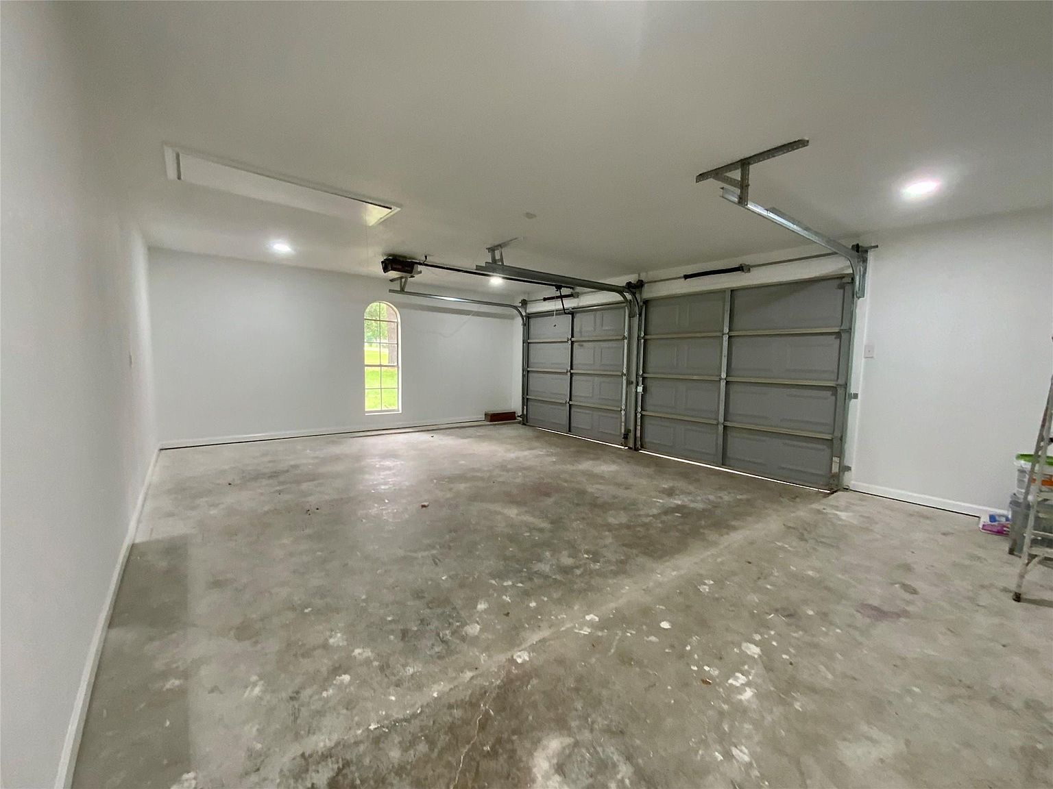 296 Kings Row Livingston, TX 77351 | Single Family