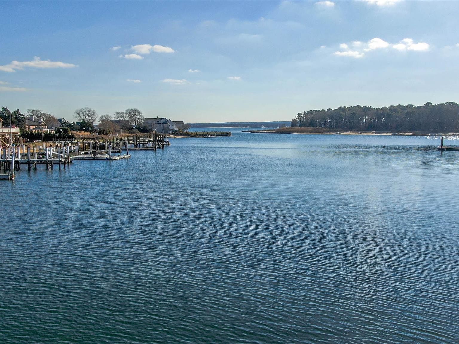 254 Overlook Dr Riverhead, NY 11901 | Single Family