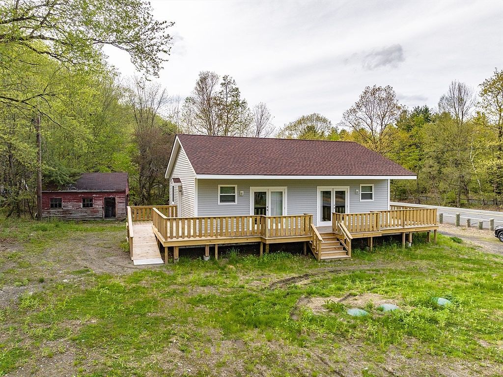 76 Laurel Rd Huntington, MA 01050  | Single Family