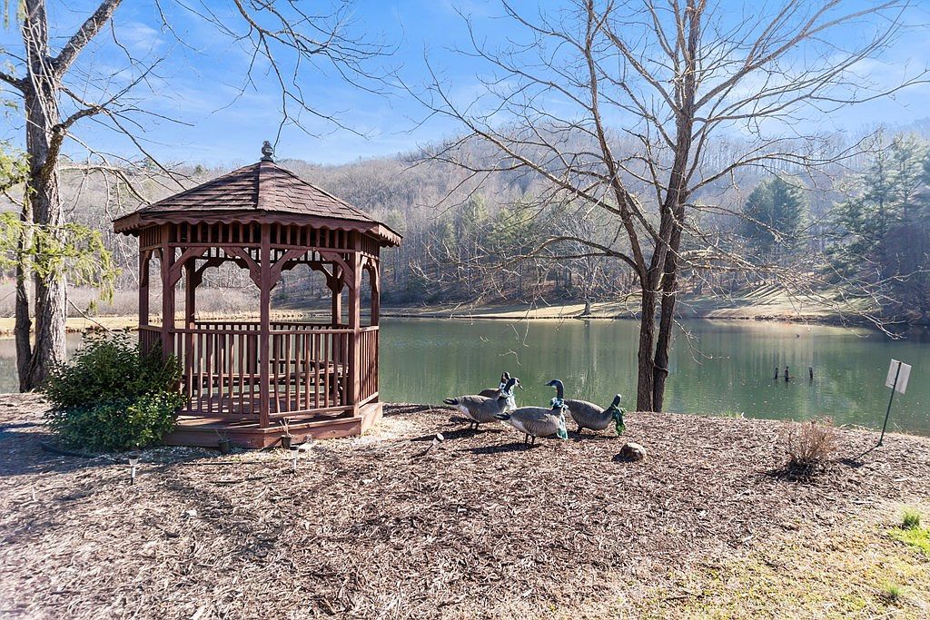 35C Mint Lake Ct W Franklin, NC 28734  | New build
