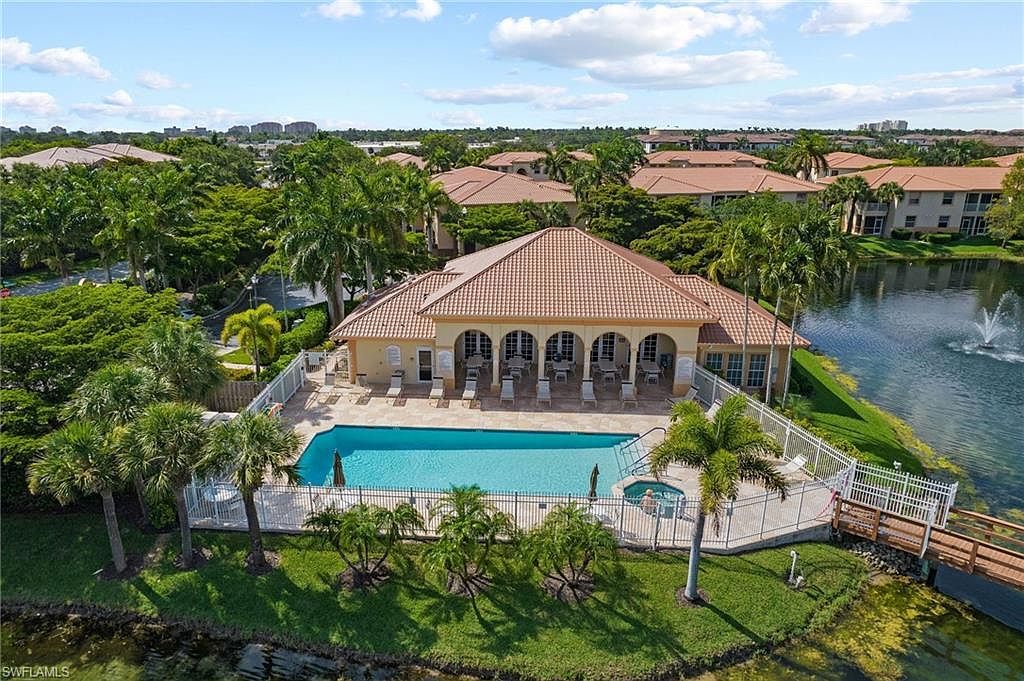 15430 Bellamar Cir APT 3015 Fort Myers, FL 33908  | Condominium