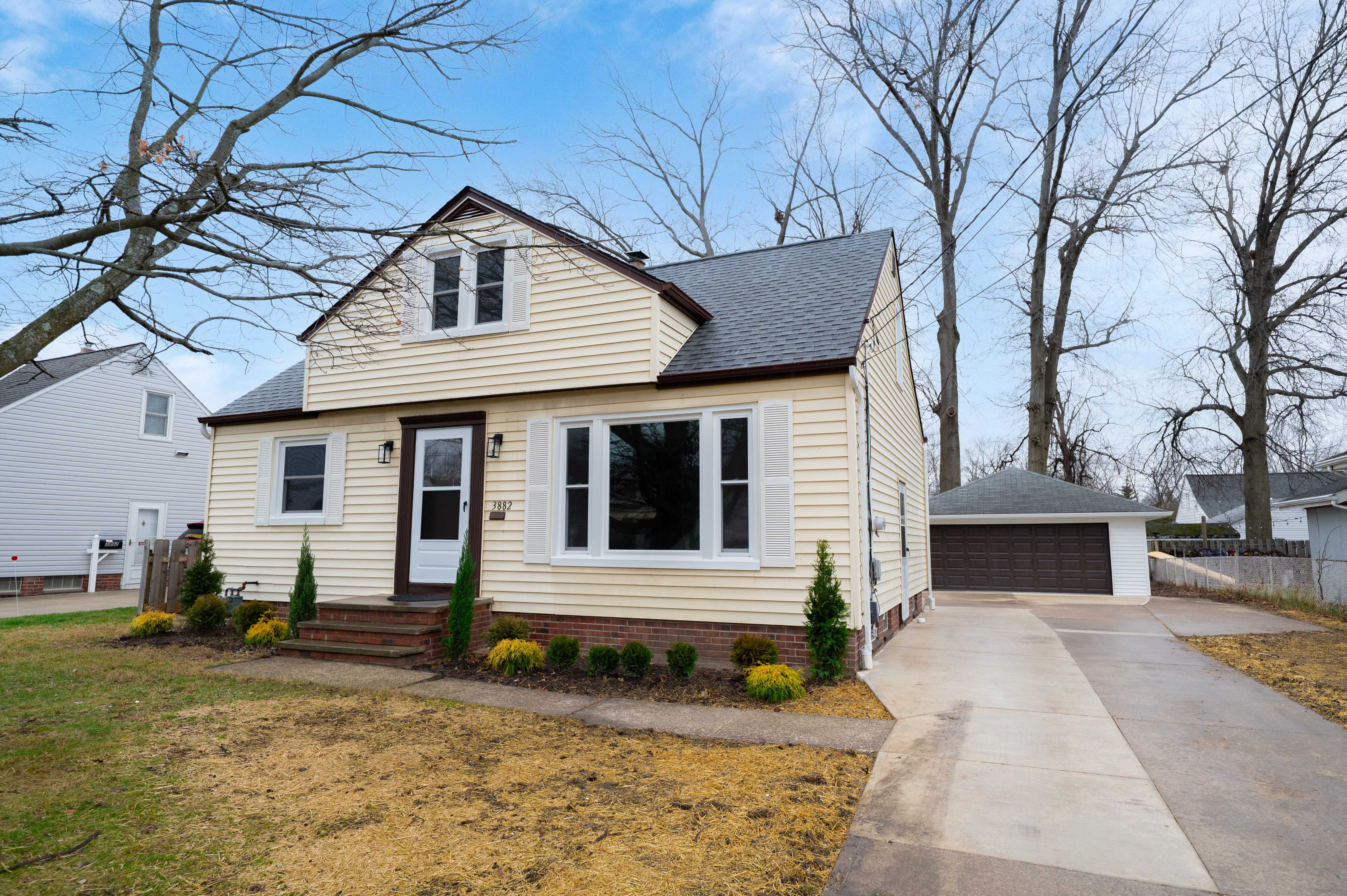 3882 E 365th St, Willoughby, OH, USA, 44094 - Thumbnail 2