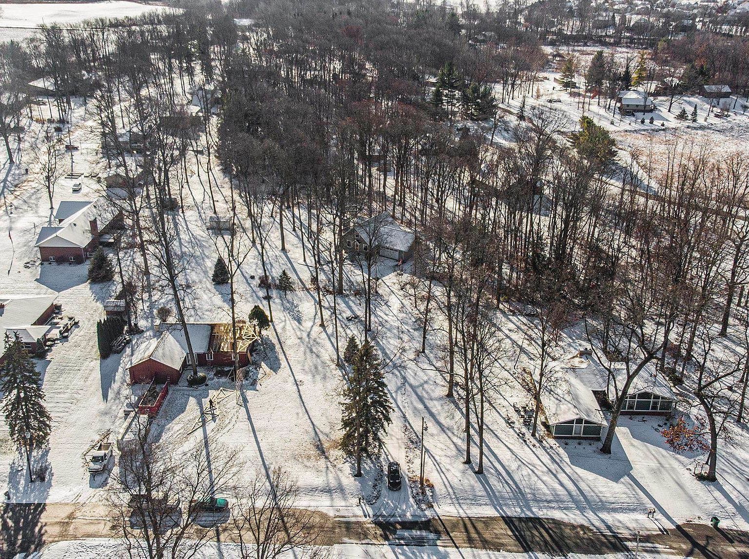 2393 E Kemo Ave Warsaw, IN 46582  | Single Family