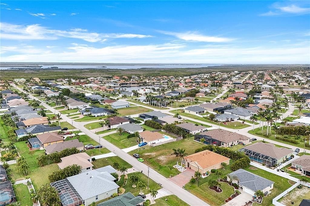 2663 SW 32nd St Cape Coral, FL 33914 | Single Family