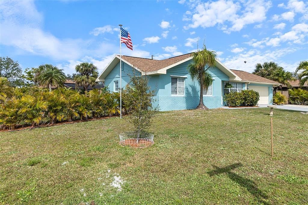 890 Silver Springs Ter NW Port Charlotte, FL 33948 | Single Family