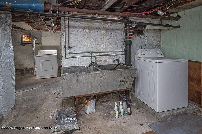 1420 College Ave Scranton, PA 18509 | Single Family