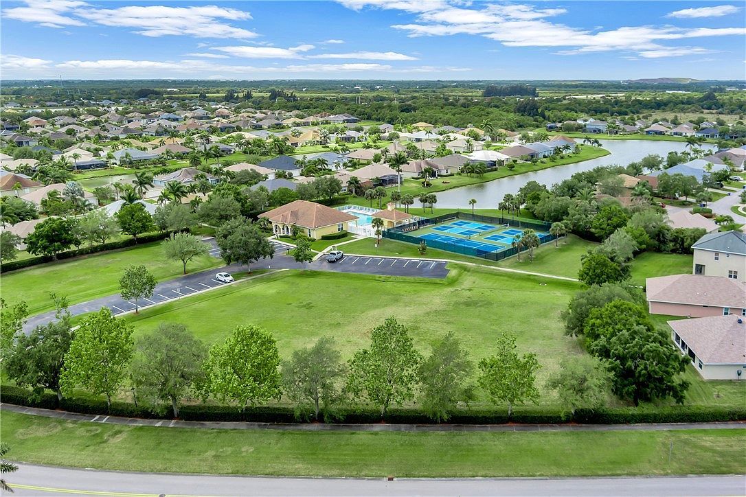 568 Calamondin Way SW Vero Beach, FL 32968  | Single Family