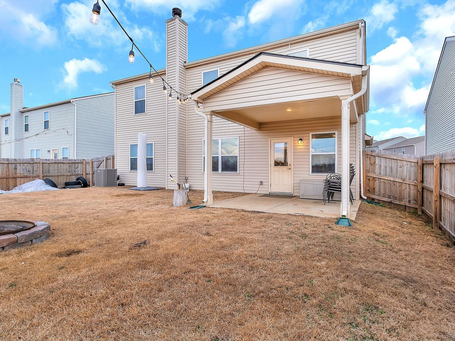 2007 Lindsey Way Lebanon, TN 37087  | Single Family