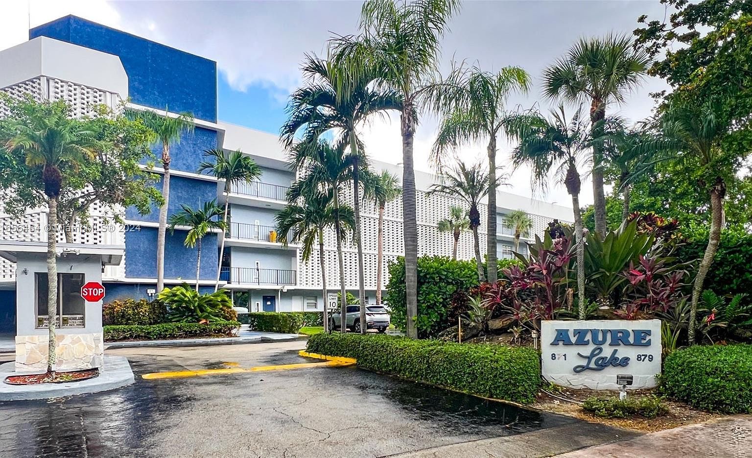 873 NE 195th St APT 107 Miami, FL 33179 | Condominium