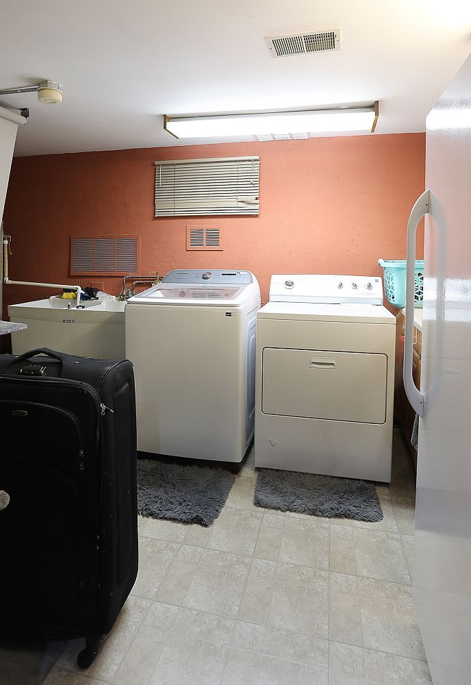 8360 W 100th Pl Palos Hills, IL 60465 | Single Family