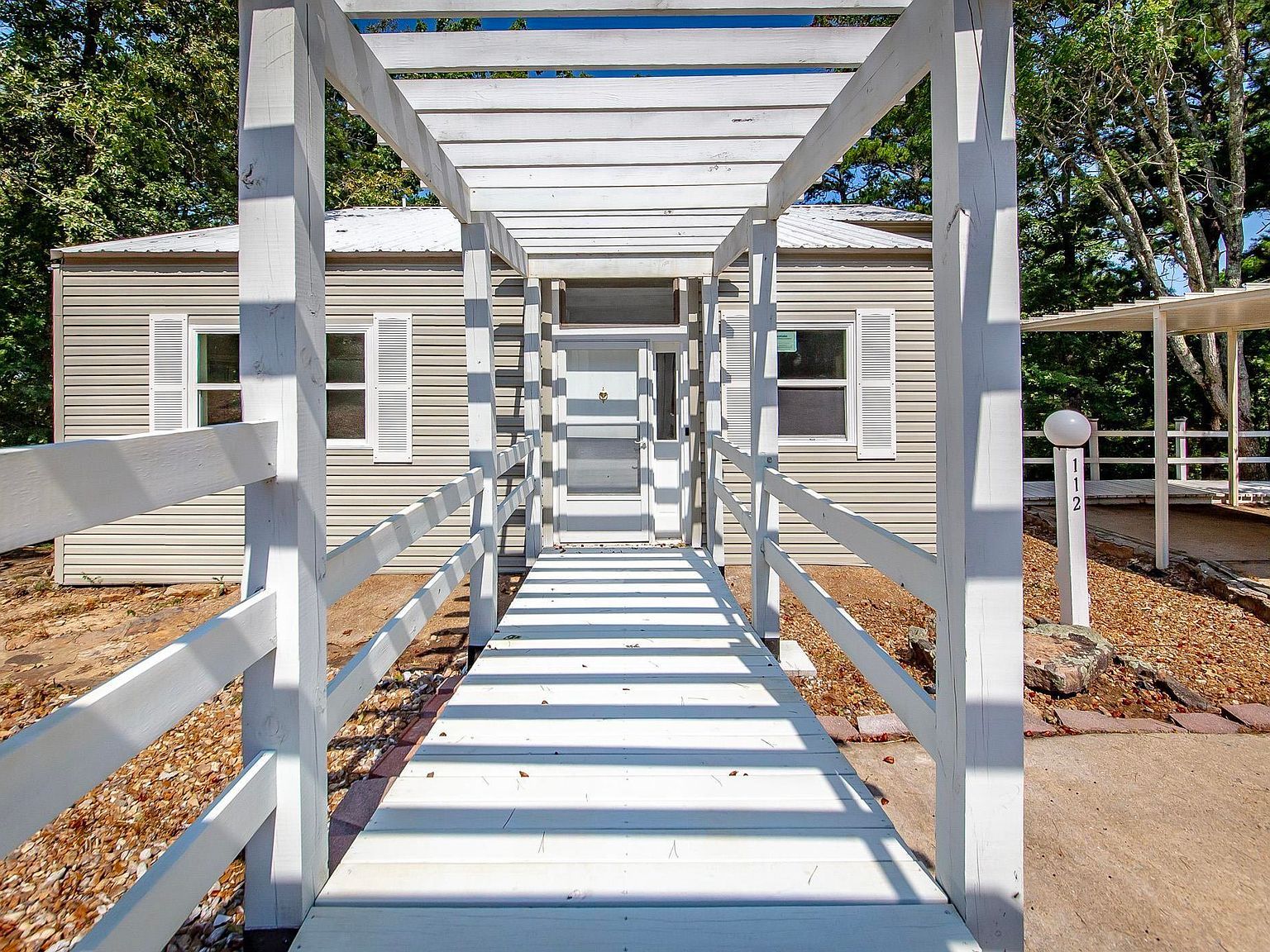 112 Ridgeview Dr Fairfield Bay, AR 72088  | Single Family