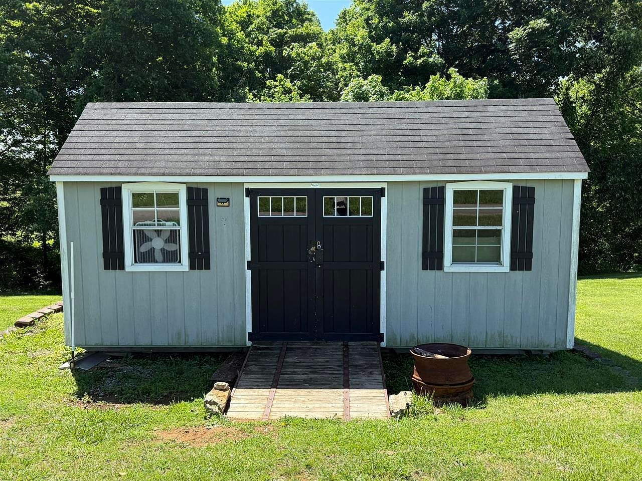 601 Shockley Rd Scottsville, KY 42164  | Single Family