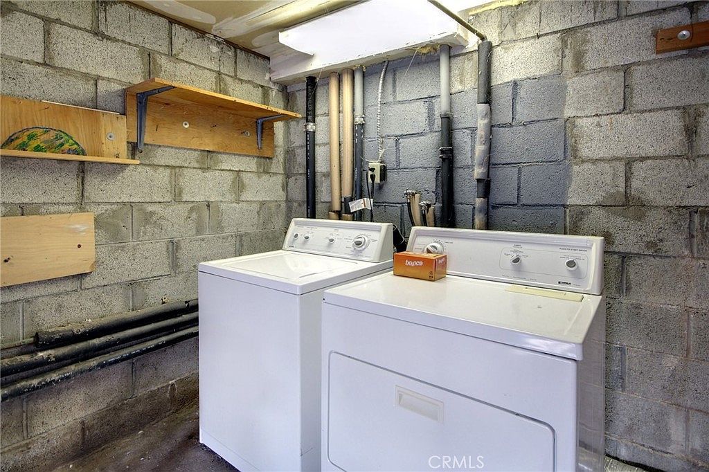 561 Waynoka Ln Big Bear Lake, CA 92315 | Single Family