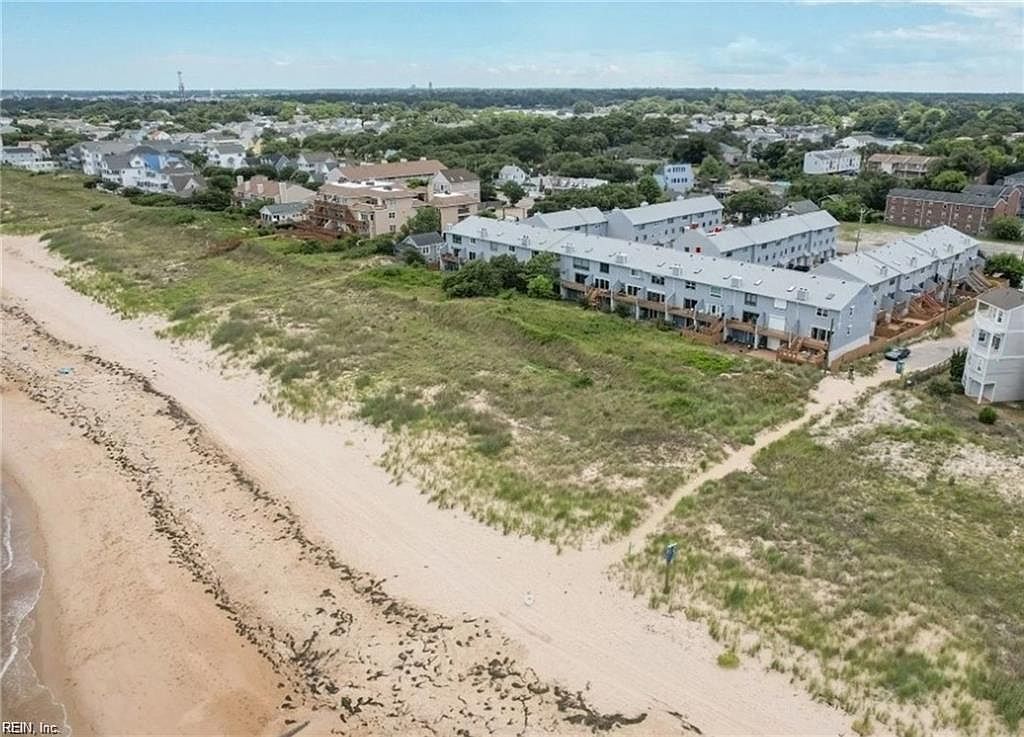 2100 E Ocean View Ave APT 4 Norfolk, VA 23518  | Condominium