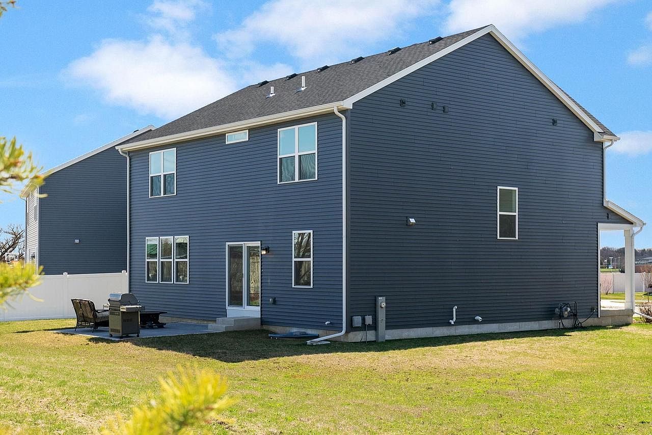 708 Narvik Cir Stoughton, WI 53589 | Single Family