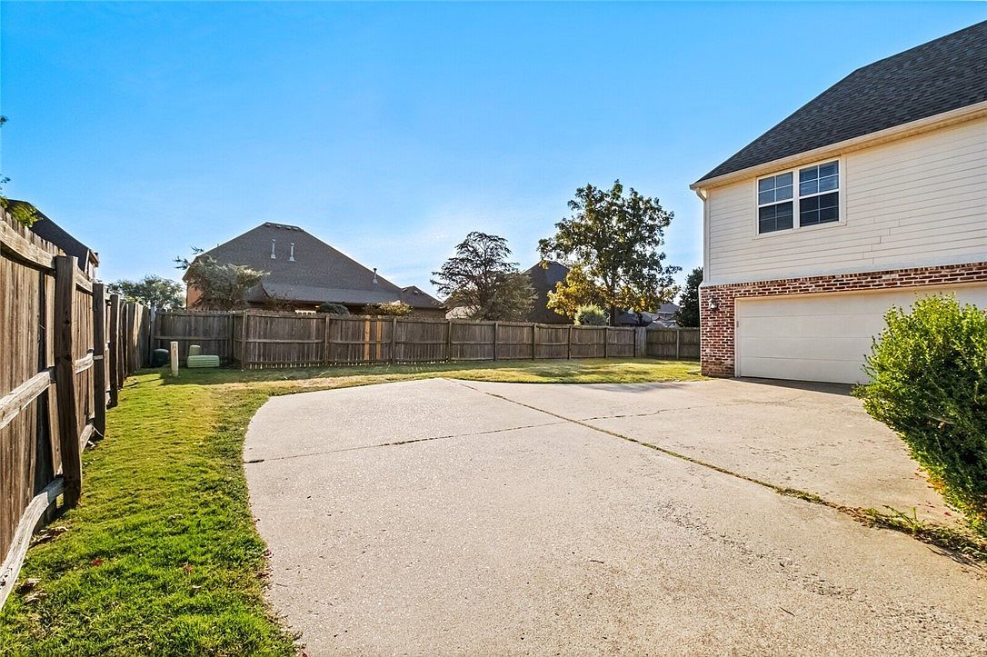 3450 Pasofino Loop Springdale, AR 72764 | Single Family