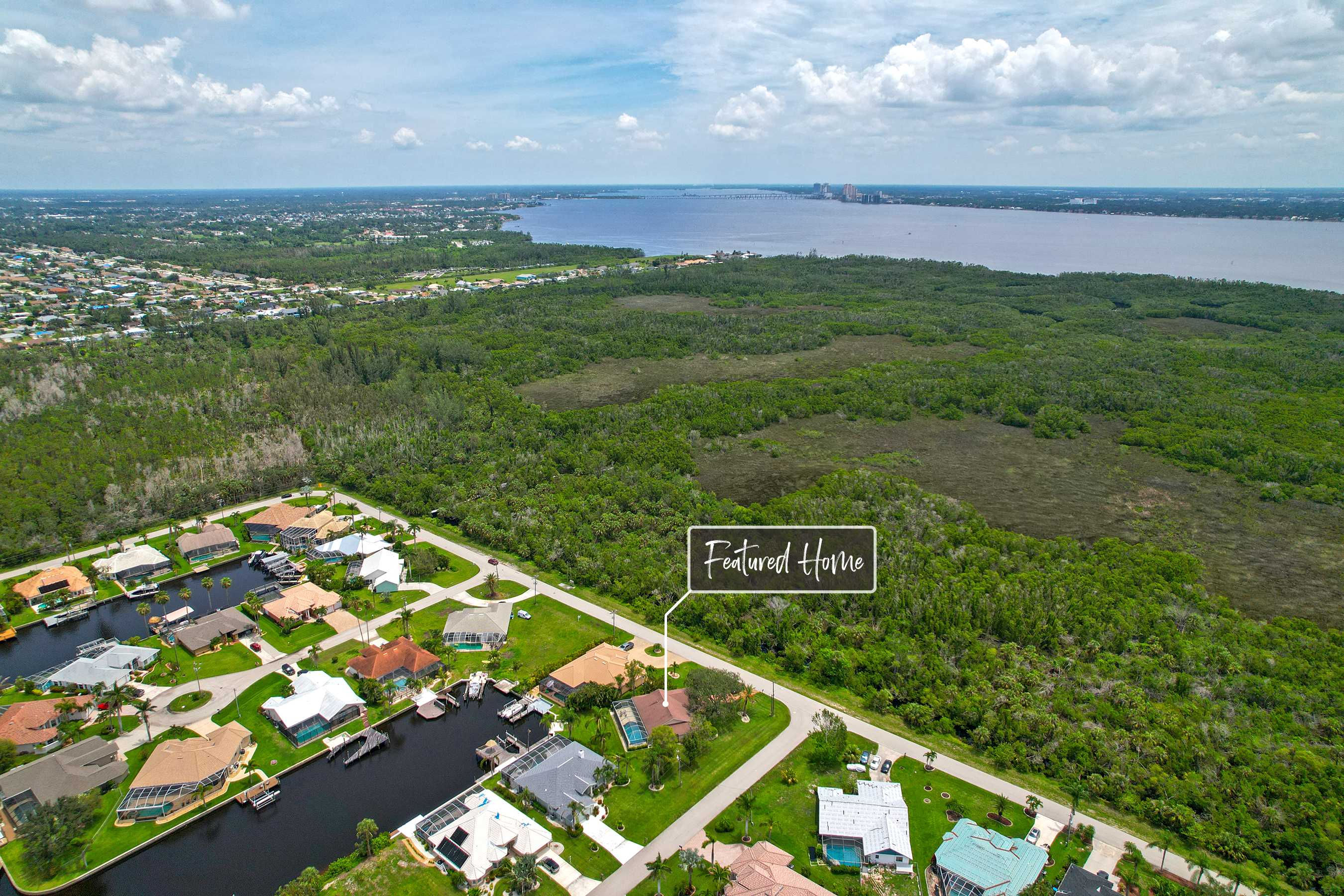 1952 Southeast 21st Court, Cape Coral, FL, USA, 33990  | Single Family