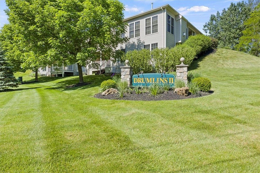 1115 Yorkshire Way Victor, NY 14564  | Condominium