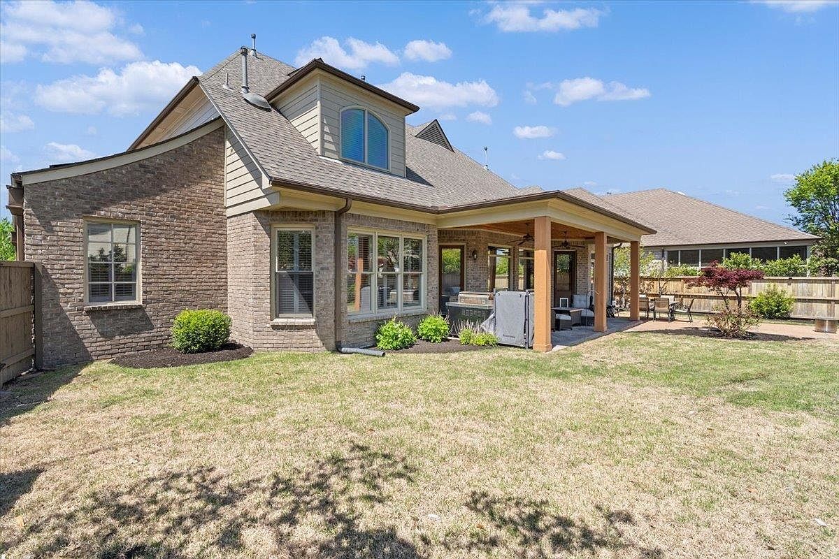 9248 Liggon Green Ln Germantown, TN 38139  | Single Family