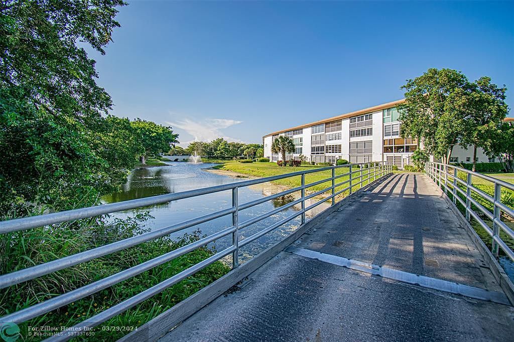 2004 Granada Dr APT J1 Coconut Creek, FL 33066  | Condominium