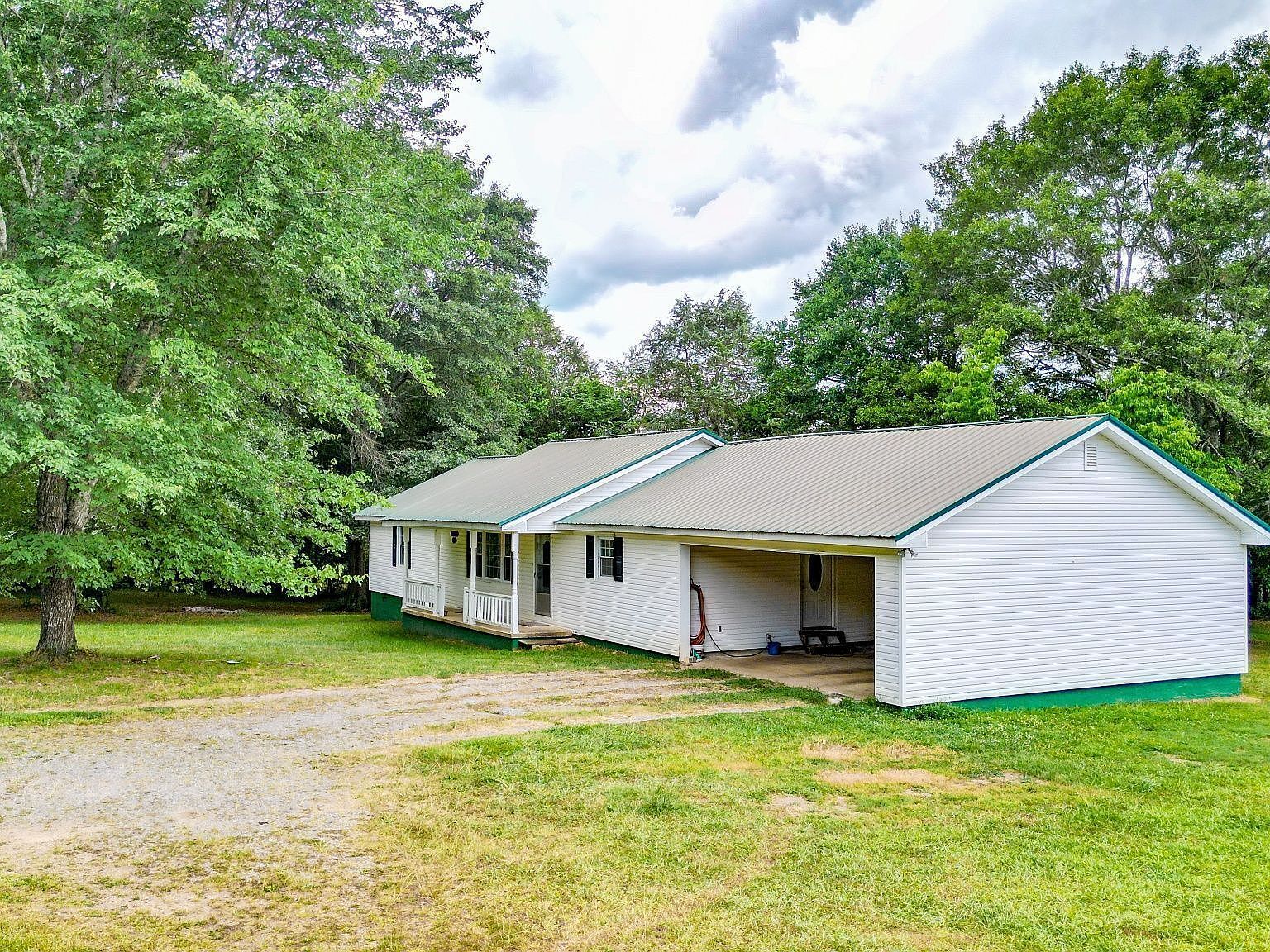 163 Portland Cir Aragon, GA 30104  | Single Family