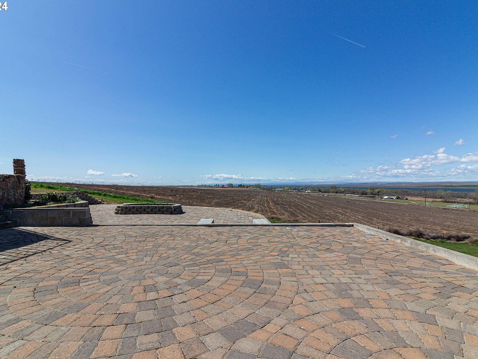 27696 Highway 730 Umatilla, OR 97882  | Single Family