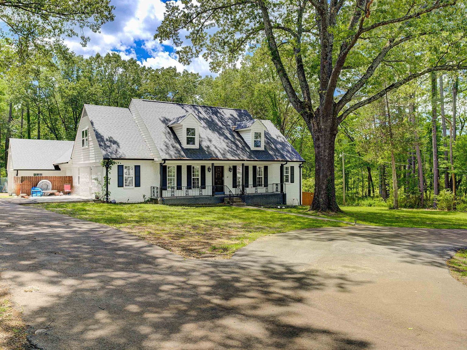 8929 Rocky Point Rd Cordova, TN 38018  | Single Family