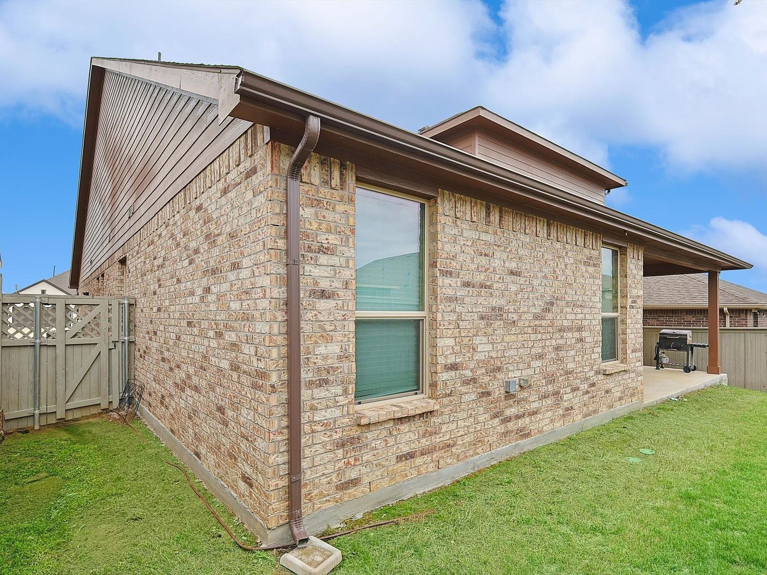 2326 Rooster Ln Justin, TX 76247 | Single Family