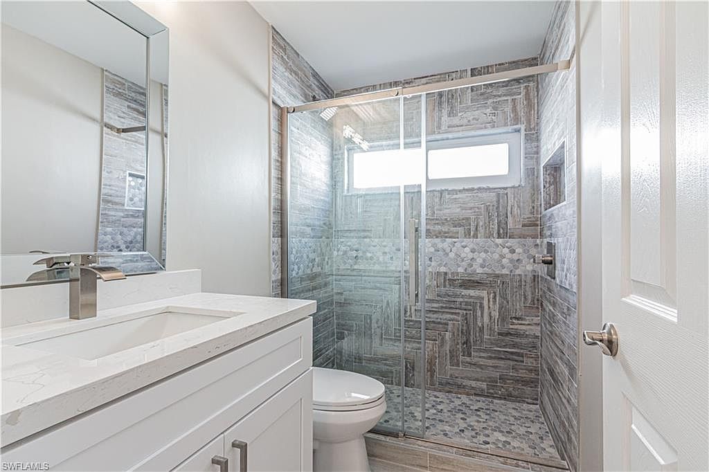 16404 Kelly Woods Dr Fort Myers, FL 33908  | Single Family