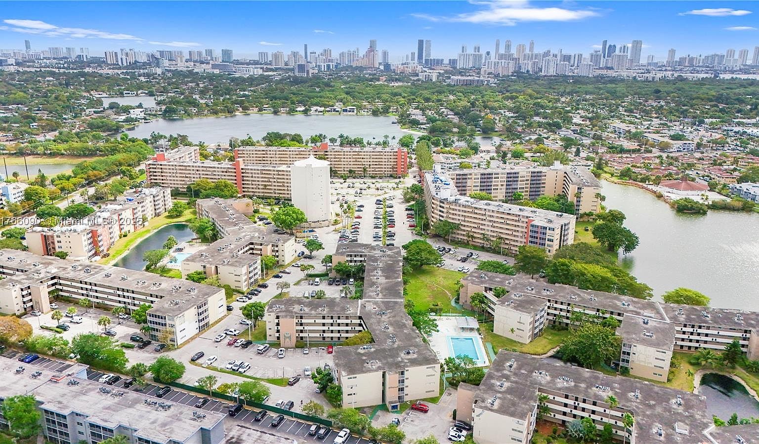 1680 NE 191st St APT 411-2 North Miami Beach, FL 33179  | Condominium