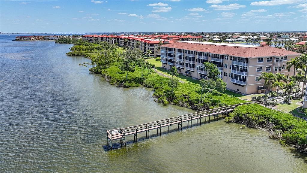 95 N Marion Ct UNIT 233 Punta Gorda, FL 33950  | Condominium